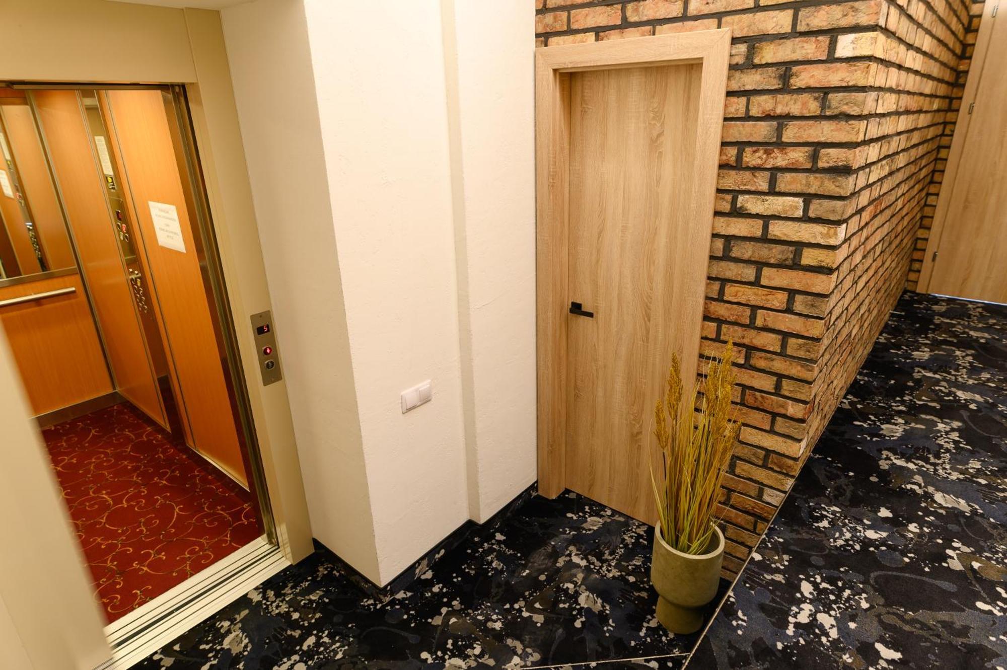 Coliving Synet Lägenhet Mažeikiai Exteriör bild